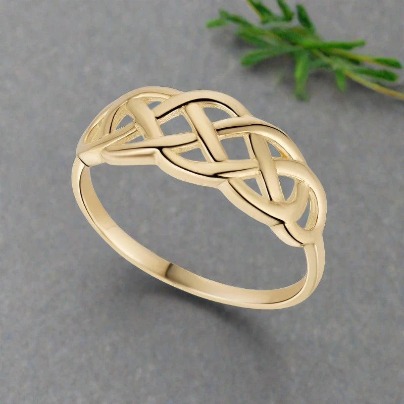 Stream pebble ring-9K Gold Celtic Woven Ring