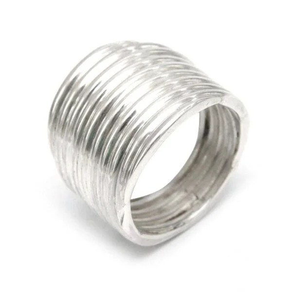 Sharp rim ring-Handmade Silver 'Andean Whirlwind' Ring (Peru)