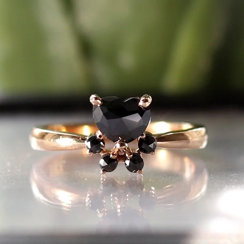 Joint clasp ring-0.77ct Black Diamond Heart Paw Ring