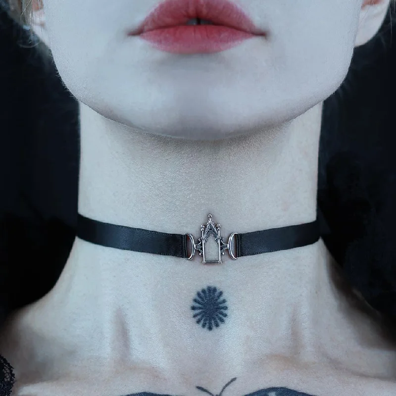 Sweeping rim necklace-LENORE. Gothic Arch Window Satin Choker - Silver