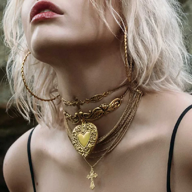 Starfield pendant necklace-LOVE STRUCK. Ornate Heart Choker - Gold