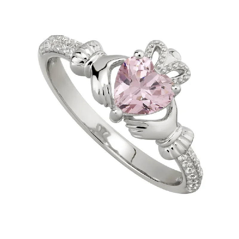 Sandstone speck ring-October Claddagh Birthstone Ring