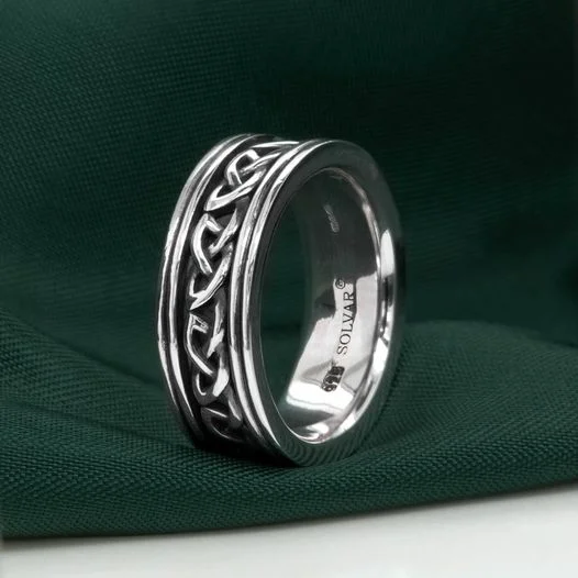 Smoked wood ring-Gents Celtic Silver Band